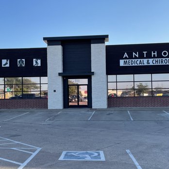 Exterior of an Anthony Medical & Chiropractic Center clinic in Central Texas